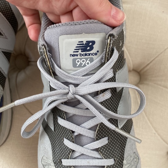 New Balance 996 Sneakers size 7 - Picture 3 of 3